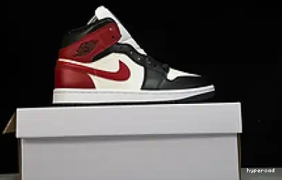 Hyperoad 1 Mid Jordan Toe” “Black Air 0528